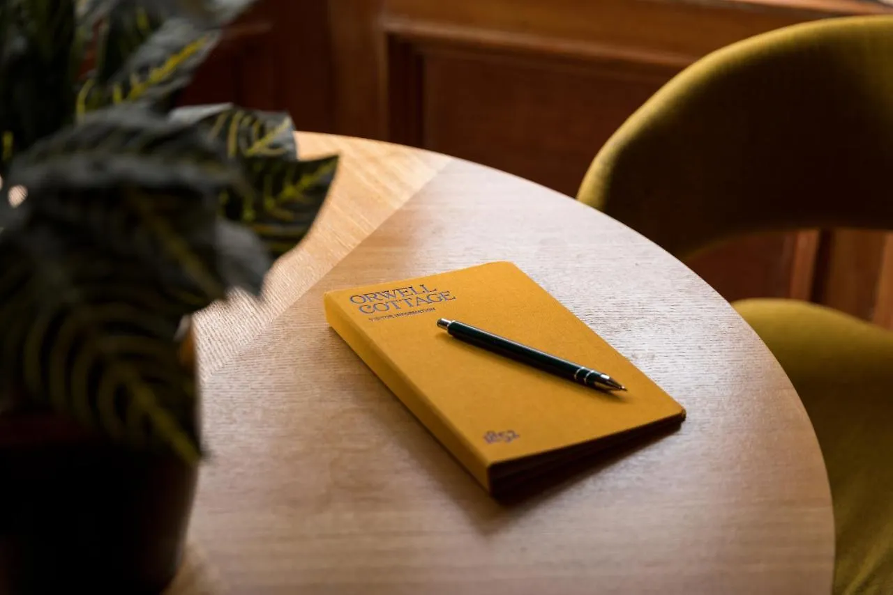Vakantiehuis Joivy Contemporary Cottage With Free Parking Edinburgh